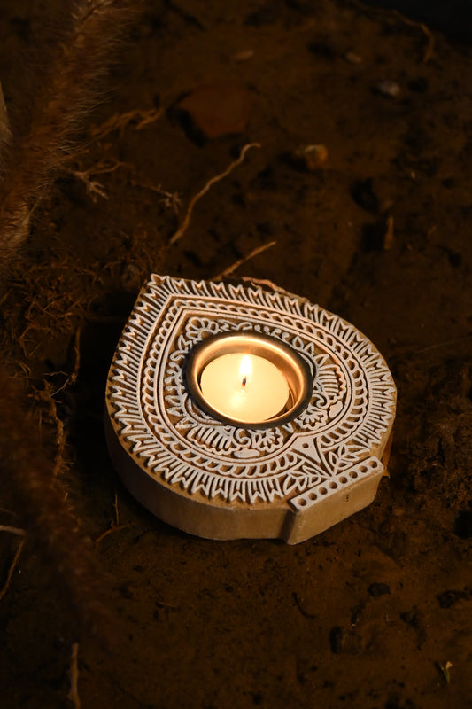 Spade Tea Light Holder